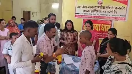 दलौदा: 3 माह पहले रेवास देवड़ा रोड स्थित अनामिका जैन आश्रम गृह में पिछड़ी महिला को मिलवाया गया, कलेक्टर रहीं मौजूद