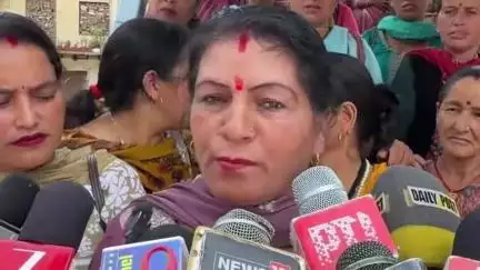 कुल्लू: बिना बारिश के ही बिजली महादेव मंदिर के आसपास धार में पड़ी दरारें, नहीं है शुभ संकेत: श्यामा शर्मा