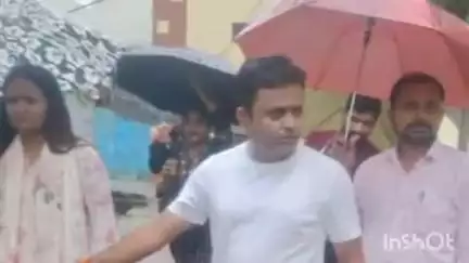 इटारसी: नगर पालिका सीएमओ और सभापति ने जलभराव क्षेत्र का किया निरीक्षण
