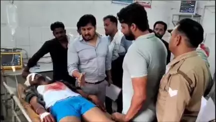 इटावा: कोतवाली इलाक़े में पुरानी वजह के चलते युवक को मारपीट कर गंभीर रूप से घायल किया, पुलिस जांच पड़ताल में जुटी है