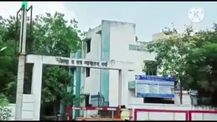 वर्धा: दागिने चोरणाऱ्या महिलेस कोर्ट उठे पर्यंत शिक्षा व पाच हजार रुपयांचा दंड, दंड न भरल्यास 7 दिवसाचा कारावास
