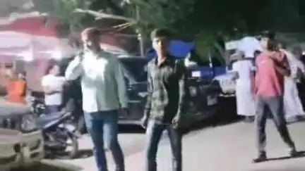 मांझी: मांझी के नंदपुर स्थित ब्रह्म विद्यालय एवं आश्रम परिसर में पहुंचे परमहंस दयाल जी महाराज के हजारों अनुयायी
