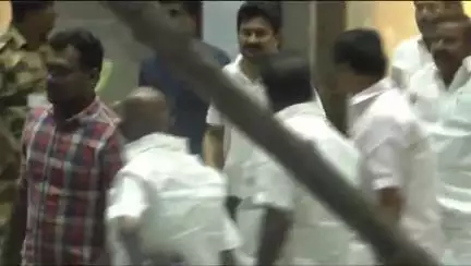திருச்சி கிழக்கு: திருச்சி வந்த தமிழக துணை முதல்வர் உதயநிதி ஸ்டாலினுக்கு உற்சாக வரவேற்பு அளிக்கப்பட்டது