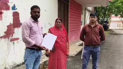 गोहरगंज: औबेदुल्लागंज में कर्ज से परेशान व्यक्ति ने दी जान, परिजन पहुंचे रायसेन कलेक्ट्रेट, कार्रवाई की मांग