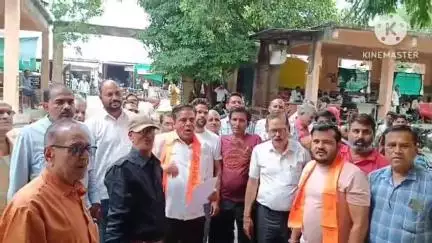 जावद: अखबार के लेख में ब्राह्मण समाज को हुसैनी बताने पर जावद में SDM कार्यालय में ब्राह्मण समाज ने सौंपा ज्ञापन