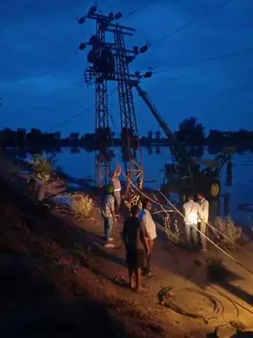 केसरी सिंहपुर इलाके में तूफान और बारिश के कारण हुई विद्युत कटौती