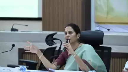కడప: కడప అభివృద్ధి కోసం జిల్లాస్థాయి సమీక్షా సమావేశం