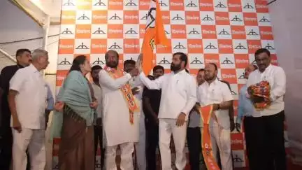 अमरावती: उपमुख्यमंत्री एकनाथ शिंदे यांच्या उपस्थितीत माजी पालकमंत्री जगदीश गुप्ता यांच्यासह अनेकांचा शिवसेनेत प्रवेश