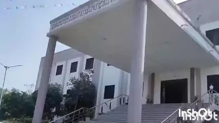 फुलंब्री: गायरान धारकांच्या जमिनी नावावर करण्यासाठी जमीन अधिकार आंदोलन संघटनेचे तहसीलदारांना निवेदन