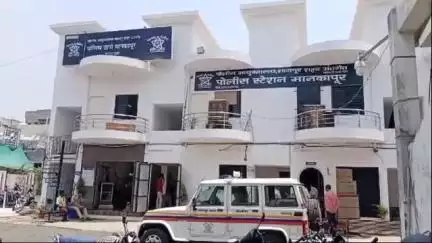 नागपूर ग्रामीण: एमडीच्या तस्करी प्रकरणी हॉटेल डिव्हाईन वर मानकापूर पोलिसांचा छापा; पाच लाख 81 हजार 240 रुपयांचा मुद्देमाल जप्त