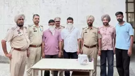 ਰੂਪਨਗਰ: ਸਦਰ ਥਾਣਾ ਰੂਪਨਗਰ ਦੀ ਪੁਲਿਸ ਵੱਲੋਂ ਦੋ ਵਿਅਕਤੀਆਂ ਨੂੰ ਗ੍ਰਿਫਤਾਰ ਕਰਕੇ ਉਹਨਾਂ ਪਾਸੋਂ ਇੱਕ ਪਿਸਤੌਲ ਅਤੇ ਚਾਰ ਜਿੰਦਾਂ ਕਾਰਤੂਸ ਕੀਤੇ ਬਰਾਮਦ