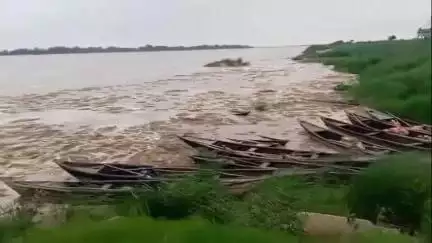 ଅମ୍ବାଭୋନା: ଅମ୍ବାଭୋନା ବ୍ଲକରେ ଲଗାଣ ବର୍ଷାରେ ବଢୁଛି ନିକଟସ୍ଥ ମହାନଦୀରେ ଜଳସ୍ତର
