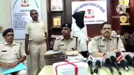 गोलमुरी-सह-जुगसलाई: परसुडीह में गांजा सौदे के दौरान पुलिस की छापेमारी, एक युवक गिरफ्तार