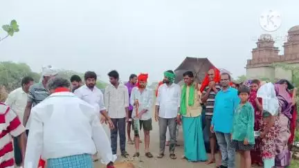 మధిర: మధిర నియోజవర్గ వ్యాప్తంగా  ఘనంగా సీట్ల పండగ వేడుకలు