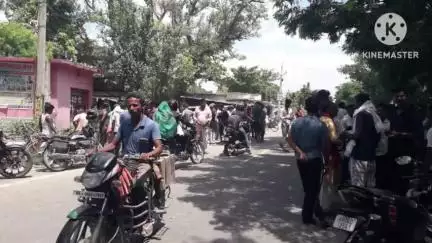 पारू: पारु थाना क्षेत्र में अज्ञात वाहन की टक्कर से युवती की घटनास्थल पर ही दर्दनाक मौत