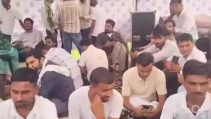 बालेसर: जयपुर में आयोजित योग प्रशिक्षकों के एकदिवसीय धरना प्रदर्शन में बालेसर क्षेत्र के योग प्रशिक्षक हुए शामिल
