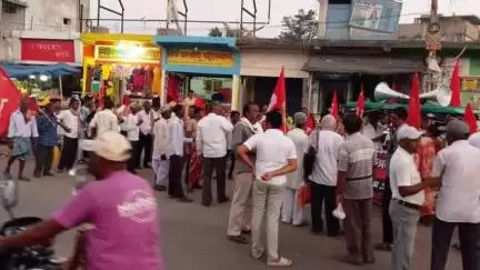 কাশীপুর: ৯ জুলাই সাধারন ধর্মঘটের সমর্থনে আদ্রা,তালাজুড়ি ও কাশীপুরে CPIM মিছিল ও পথসভা