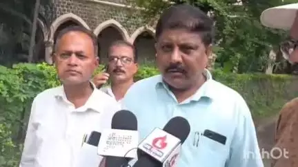 जळगाव: वावडदा गावच्या सरपंचपदी पूर्ण स्थापना करण्यात यावी राजेश वाडेकर यांची जिल्हाधिकारी कार्यालय ते माहिती