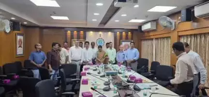 ক্যানিং ১: সুন্দরবনের প্রকৃত মৎস্যজীবীদের অনুমতি পত্র জোগাড় করতে বনমন্ত্রীর সাথে বৈঠক করলেন ক্যানিং পশ্চিমের বিধায়ক