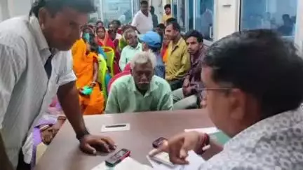 सारठ: पूर्व MLA रणधीर सिंह ने सहरजोरी आवास पर BJP कार्यकर्ताओं से क्षेत्र की समस्याओं को जाना, जल्द समाधान का दिया भरोसा