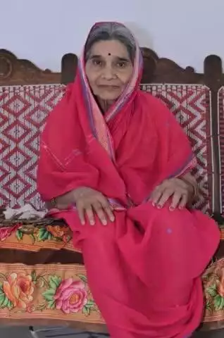 ग्राम कामथी के श्री खिलेंद्र राहगंडाले व खेमेंद्र राहगंडाले (शिक्षक) की पूज्यनीय माताजी यमन बाई राहगंडाले का स्वर्गवास