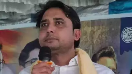 সাগরদিঘি: ২১শে জুলাই শহীদ স্মরণ সমাবেশে  বোখারা-২ নম্বর অঞ্চলে প্রস্তুতি সভায় সাগরদিঘির তৃণমূল বিধায়ক বায়রন বিশ্বাস