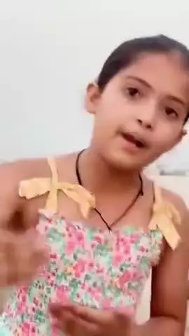 देश में डेवलपमेंट हो रहा है, इसकी क्या उम्दा व्याख्या की है इस बच्ची ने.