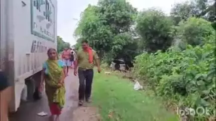 भदोखर थाना से 100 मीटर आगे हुआ सड़क हादसा, दो लोग हुए घायल
