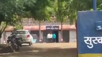 लोणार: वढव येथील अल्पवयीन मुलीचा बालविवाह लावल्याप्रकरणी ३ जणांविरुद्ध गुन्हा दाखल