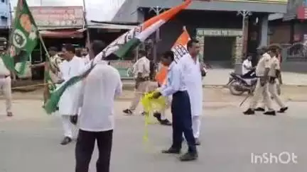 शिवहर: शिवहर में महागठबंधन कार्यकर्ताओं का प्रदर्शन, दुकानें बंद कराईं