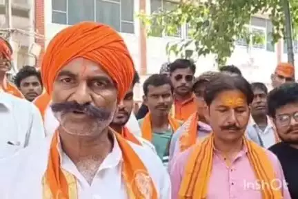 चांदपुर: चांदपुर में शिवसेना के बिजनौर इकाई शिंदे ने महाराष्ट्र में हिंदी का विरोध करने पर राज ठाकरे को किया निशाना