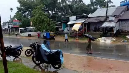 সাব্রুম: কেন্দ্রিয় ১০টি ট্রেইড ইউনিয়ন, ফেডারেশনের যৌথ আহ্বানের ডাকা বন্ধের তেমন কোন প্রভাব পড়েনি ৩৯ মনু বিধানসভা এলাকায়