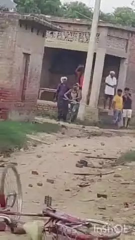 बहराइच: हथमरवा गांव में प्रधानी की रंजिश को लेकर दो पक्षों में जमकर हुई मारपीट, 21 नामजद के खिलाफ मुकदमा दर्ज, 7 गिरफ्तार