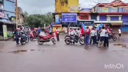 ଚମ୍ପୁଆ: ଚମ୍ପୁଆ ଉପଖଣ୍ଡ ରେ ଟ୍ରେଡ ୟୁନିଅନ ର ସର୍ବଭାରତୀୟ ଧର୍ମଘଟର ବ୍ୟାପକ ପ୍ରଭାବ ଚକ ଅଖ ସବୁ ବନ୍ଦ