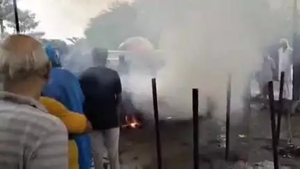 बाबई: माखन नगर: मुक्ति धाम का सेट टूटा, पन्नी से ढककर करना पड़ा अंतिम संस्कार, वीडियो वायरल