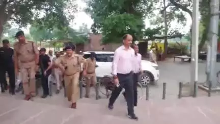कन्नौज: महादेवी घाट पर डीएम और एसपी ने किया निरीक्षण, गुरु पूर्णिमा और सावन त्यौहार को लेकर दिए निर्देश