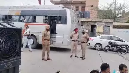 ਫਾਜ਼ਿਲਕਾ: ਫਾਜ਼ਿਲਕਾ ਵਿੱਚ ਬੱਸਾਂ ਦੀ ਹੜਤਾਲ, ਕੱਲ ਮੁੱਖਮੰਤਰੀ ਦੇ ਘਰ ਦਾ ਘੇਰਾਓ ਕਰਨ ਦੀ ਚੇਤਾਵਨੀ