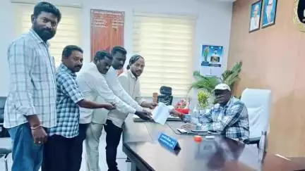 పెద్దపల్లి: స్మశాన వాటికలో సోలార్ ప్లాంటు వద్దు అదనపు కలెక్టర్కు గ్రామస్తుల ఫిర్యాదు