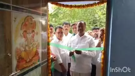భూపాలపల్లి: ప్రజారోగ్యంపై సీఎం రేవంత్ రెడ్డి ప్రజా ప్రభుత్వం ప్రత్యేక దృష్టి భూపాలపల్లి ఎమ్మెల్యే గండ్ర సత్యనారాయణ రావు