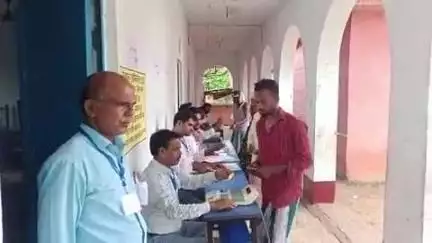 धोरैया: चुस्त-दुरुस्त प्रशासनिक व्यवस्था के बीच धोरैया में उपचुनाव शुरू
