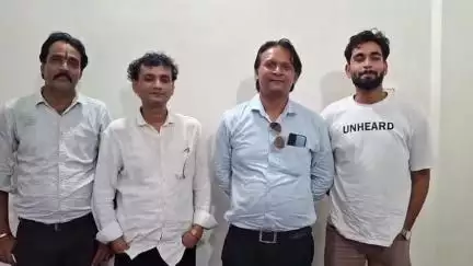 दमोह: बुंदेली फ़िल्म फेडरेशन की टीम पहुंची दमोह, फिल्मकारों से मिलकर बुन्देली फिल्मों को बढ़ावा देने पर हुई चर्चा