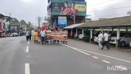 ഏറനാട്: ദേശീയ പണിമുടക്ക്, പ്രസ്‌ക്ലബിന്റെ നേതൃത്വത്തിൽ കുന്നുമ്മലിൽ പ്രതിഷേധം, ഉബൈദുല്ല MLA ഉദ്ഘാടനം ചെയ്തു