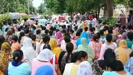 ਪਟਿਆਲਾ: ਆਂਗਣਵਾੜੀ ਵਰਕਰ ਯੁਨੀਅਨ ਆਗੂਆਂ ਨੇ ਡੀ ਸੀ ਪਟਿਆਲਾ ਦਫ਼ਤਰ ਮੁਹਰੇ ਪੰਜਾਬ ਸਰਕਾਰ ਖ਼ਿਲਾਫ਼ ਕੀਤੀ ਵਿਰੋਧ ਪ੍ਰਦਰਸ਼ਨ