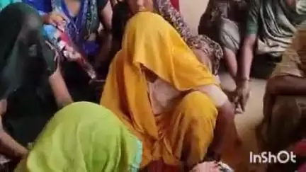 सादाबाद: लोधई में स्कूल वैन के नीचे आने से बच्चे की मौत, परिजनों में मचा कोहराम