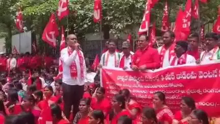సంగారెడ్డి: లేబర్ కోడ్ లు రద్దయ్యే వరకు పోరాటం: సీఐటీయూ రాష్ట్ర అధ్యక్షులు చుక్కారాములు