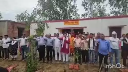 मेहदावल: परसा पांडे गांव में वन महोत्सव का कार्यक्रम हुआ, मुख्य अतिथि के रूप में पहुंचे मेहदावल विधायक