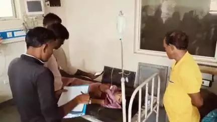 रीठी: रूड मुड़ में ससुराल वालों से प्रताड़ित होकर 20 वर्षीय नवविवाहिता ने खाया जहर, अस्पताल में भर्ती
