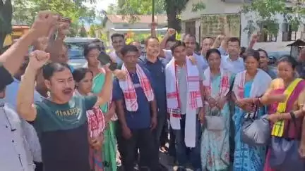 কদম: বগীনদীত উন্নয়ন খণ্ড কাৰ্য্যালয়ত ভীমপৰা গাওঁ পঞ্চায়তৰ প্ৰতিনিধিৰ শপত গ্ৰহণ অনুষ্ঠান সম্পন্ন