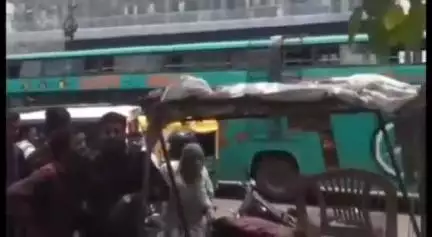 जोधपुर: आखलिया चौराहा के पास एक व्यक्ति ने फांसी के फंदे से लटक कर दी जान, पुलिस मौके पर पहुंची
