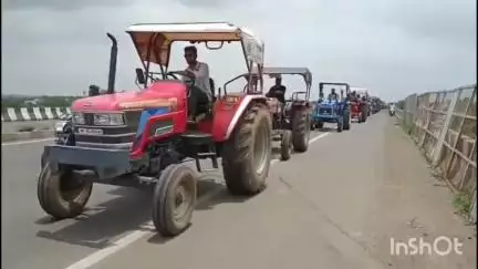 जावरा: वाहन रैली लेकर भूतेड़ा से जावरा एसडीम कार्यालय पहुंचे किसान नए ग्रैंड फील्ड  पर लीआपति,दिया विज्ञापन   #Jansamasya